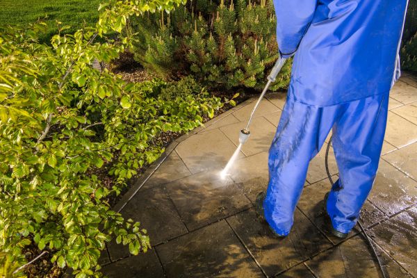 Hardscape Cleaning in New Orleans