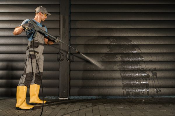 Garage Pressure Washing in New Orleans