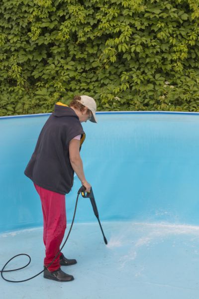 Pool Pressure Washing in New Orleans